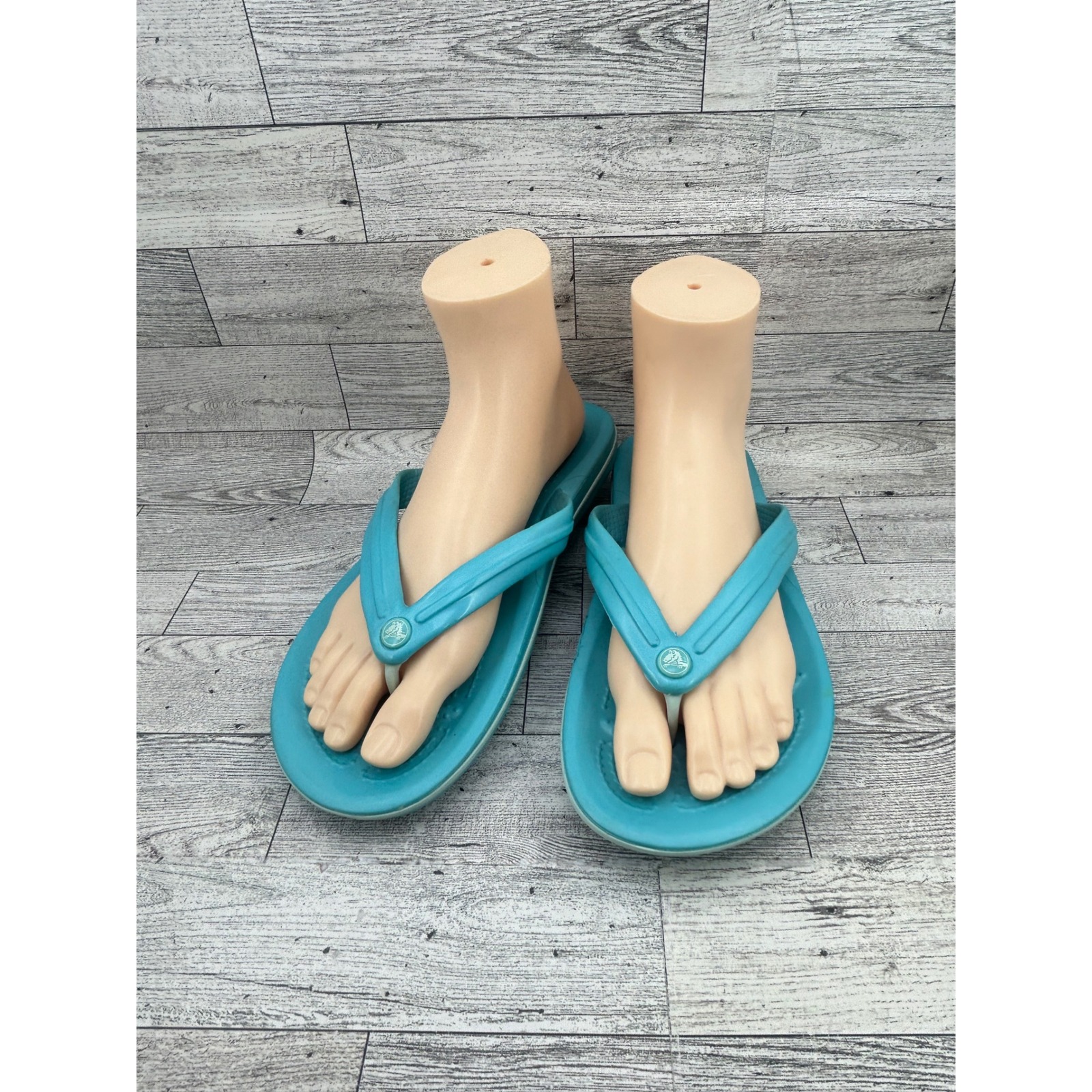 Crocs Athens Flip Flops Turquoise Blue Sandals Womens 8 Mens 6 Unisex Casual